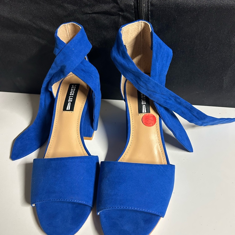 Brand New Lord & Taylor Design Lab Blue Suede Heels with Ankle Tie